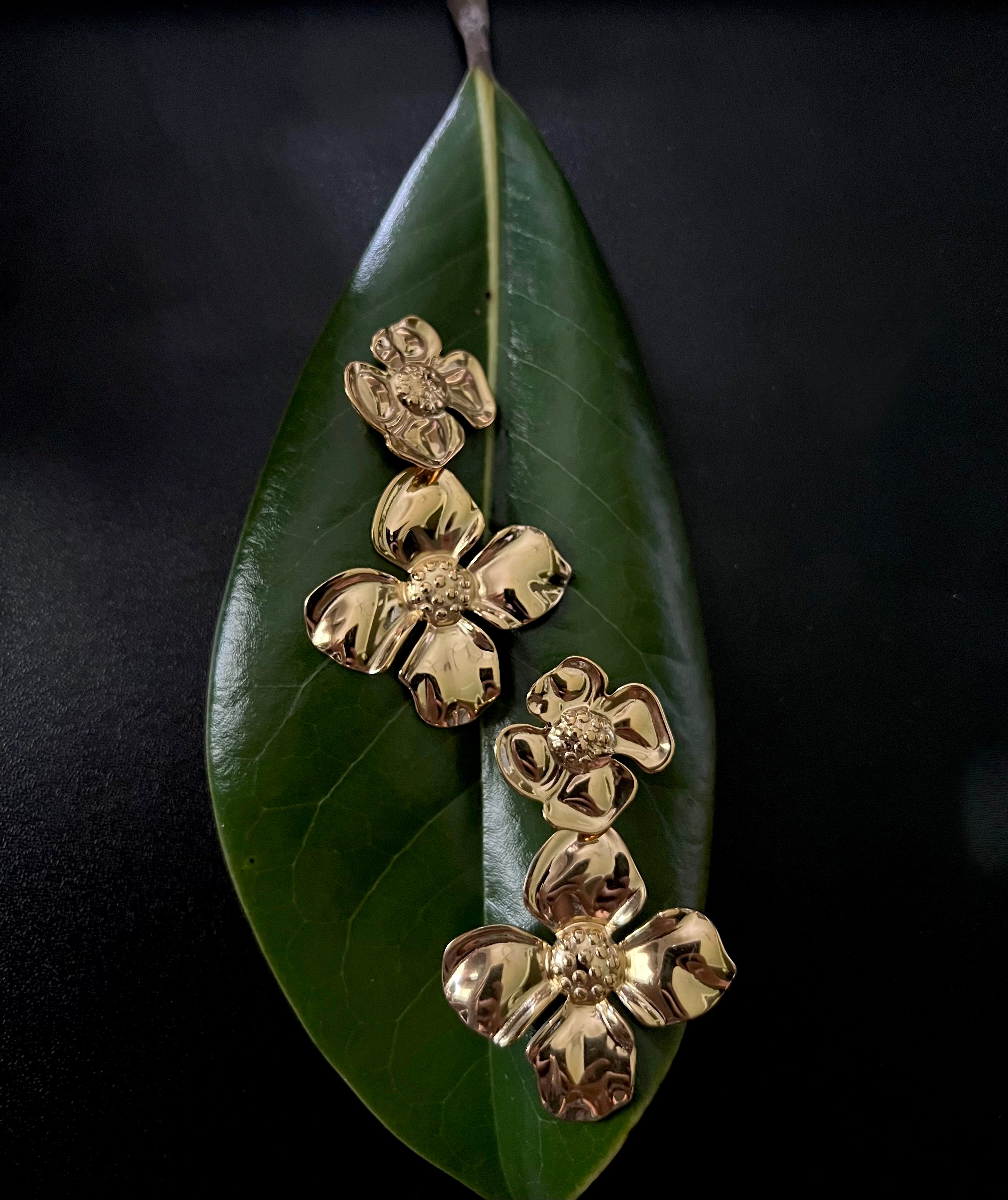 Chic Gold Floral Earrings